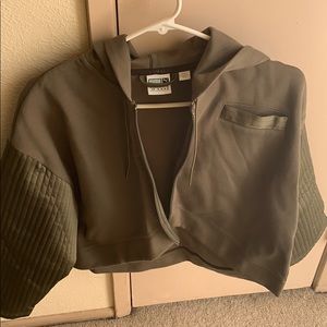 Never worn Super cute cropped puma zip up!